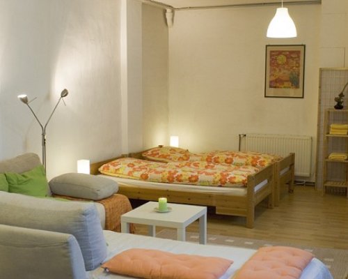 Koeln Ehrenfeld Ferienwohnung b8c8b1