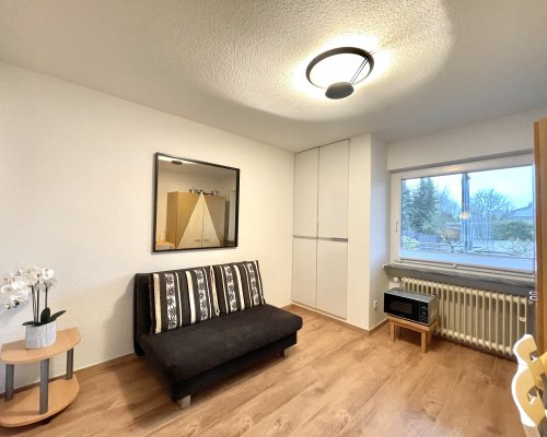 Karlsruhe Linkenheim-Hochstetten Ferienwohnung  Montuere