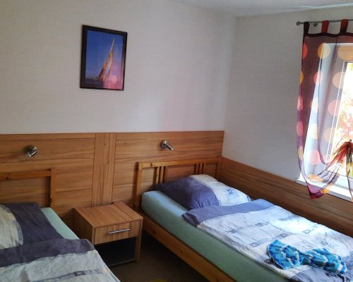 Karlruhe Walzbachtal Jöhlingen Monteurwohnung Schlafzimmer Einzelbetten