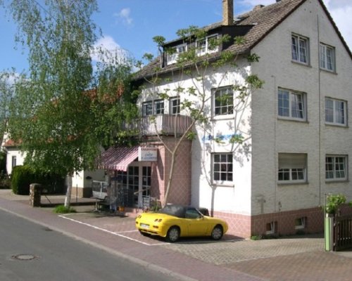 Wiesbaden Oestrich Winkel eigener Kueche und eigen