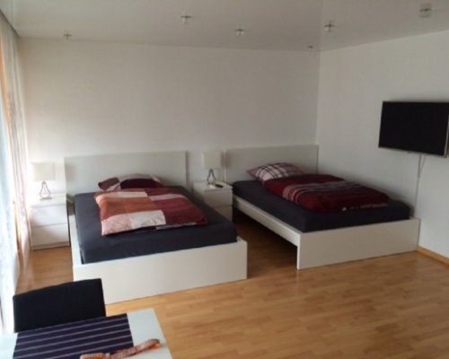 Mainz Finthen moderne Ferienwohnung d8d8b1