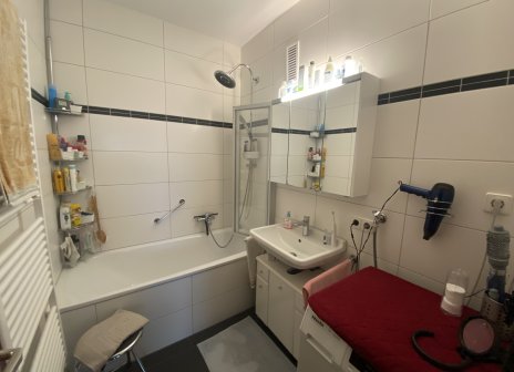 Ettlingen Gästezimmer Badezimmer Badewanne