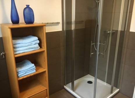 Wohnung mit gehobenem Badezimmer in Margetshöchhei