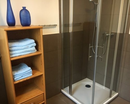 Wohnung mit gehobenem Badezimmer in Margetshöchhei