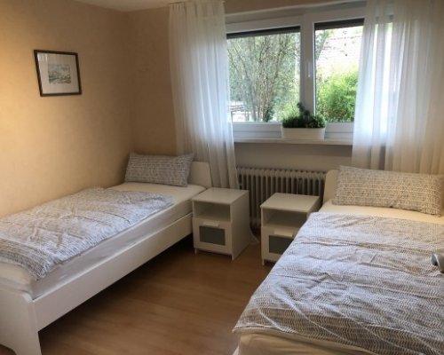  Ferienwohnung mit getrennten Betten in Höchberg