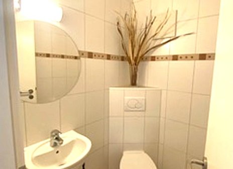 und ein Gäste-WC in der Fereinewohnung in Düsseldorf Derendorf
