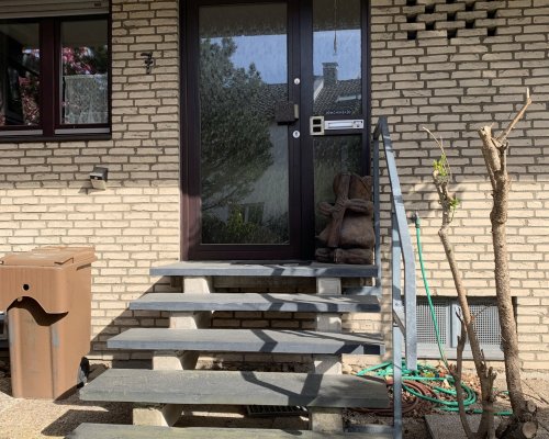 Zugang Reihenhaus in Lörick