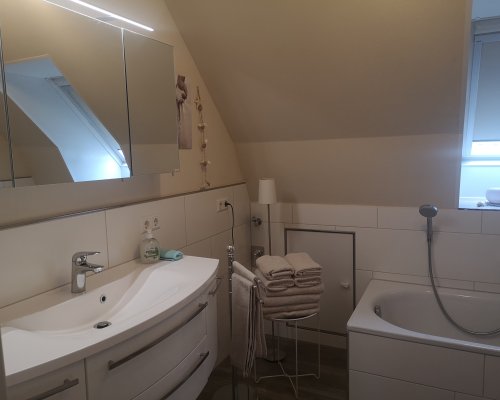 Ettlingen Waldbronn Apartment modernes Badezimmer