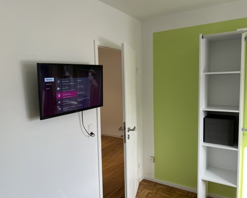 Karlsruhe, Wörth-Maximiliansau Monteurwohnung, Einzelzimmer, TV WLan